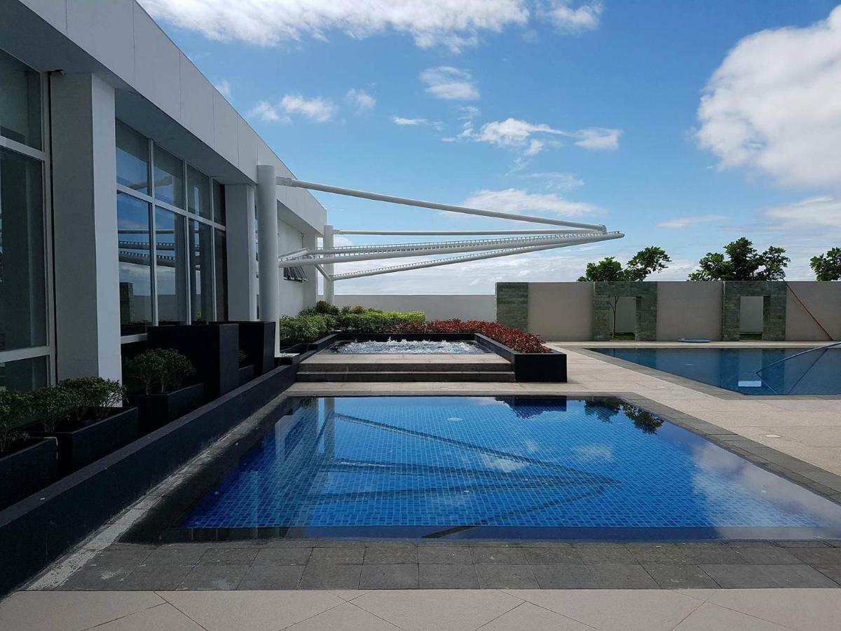 Apartment Sea View At Mactan Newtown Lapu-Lapu City Luaran gambar